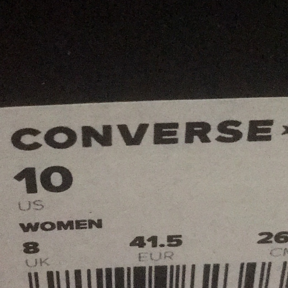 Woman’s converse - Picture 3 of 3